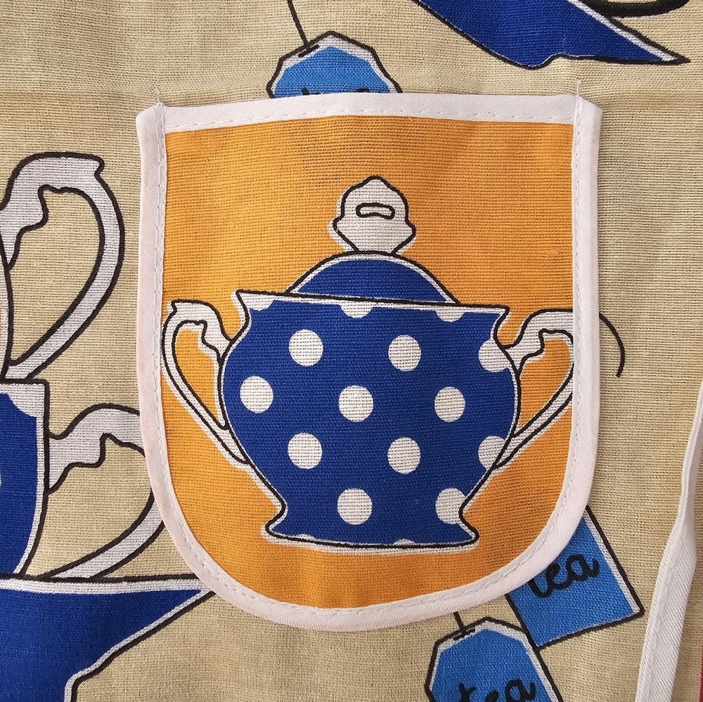 Cooking Tea Kettle Apron - Picture 6 of 6
